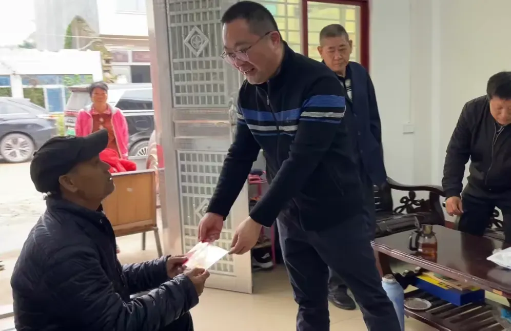 1737365627601045272.jpg 1737365627601045272.jpg